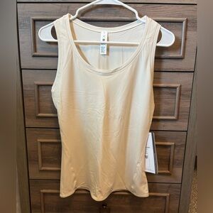 Lululemon wundermost scoop neck tank top